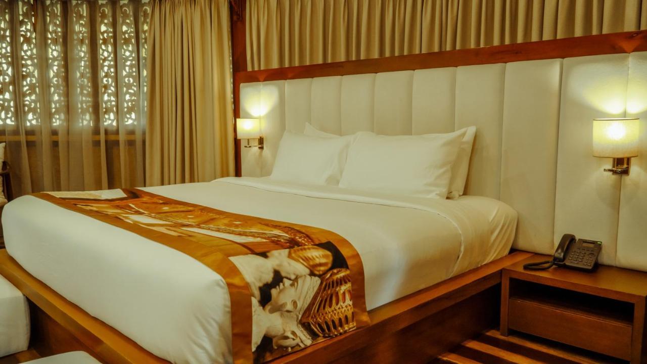 Rancho Bernardo Luxury Villas And Resort Bagac Ngoại thất bức ảnh