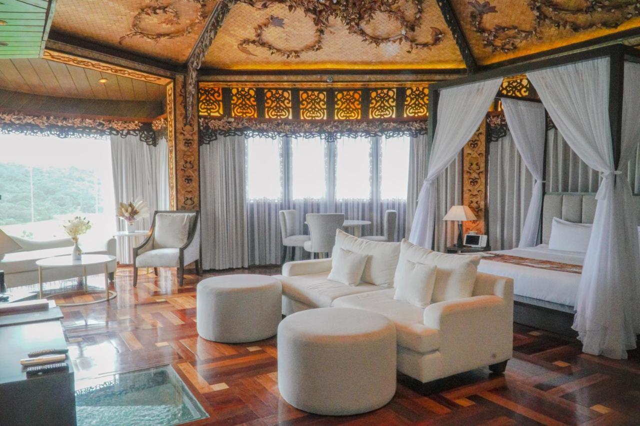 Rancho Bernardo Luxury Villas And Resort Bagac Ngoại thất bức ảnh
